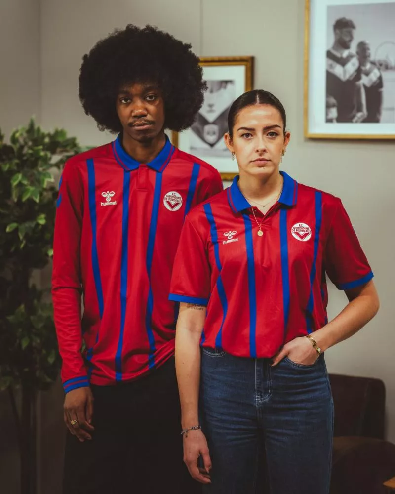 Les Girondins de Bordeaux dévoilent un maillot third en hommage à leur saison 1995-1996