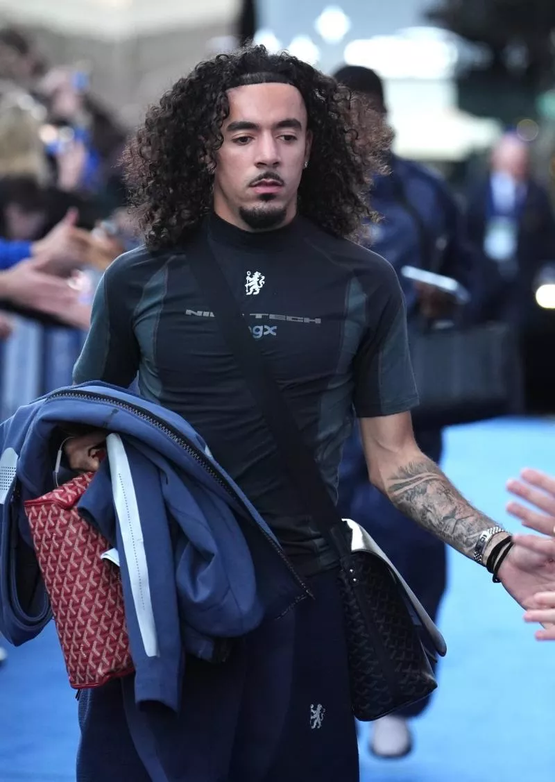 Chelsea dégaine une collection d'avant-match signée Nike Tech