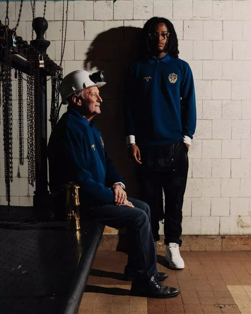 L'AS Saint-Étienne dévoile un maillot spécial pour la Sainte-Barbe