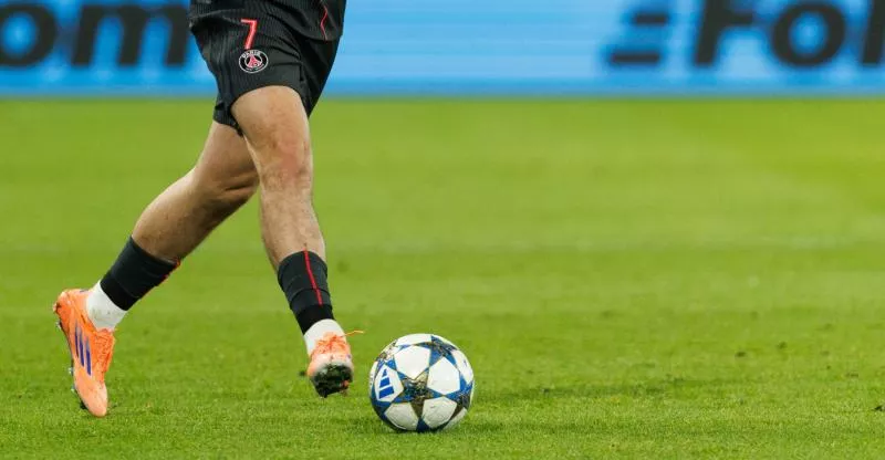 « Des protège-tibias de la taille d’une chips, ça ne protège rien »