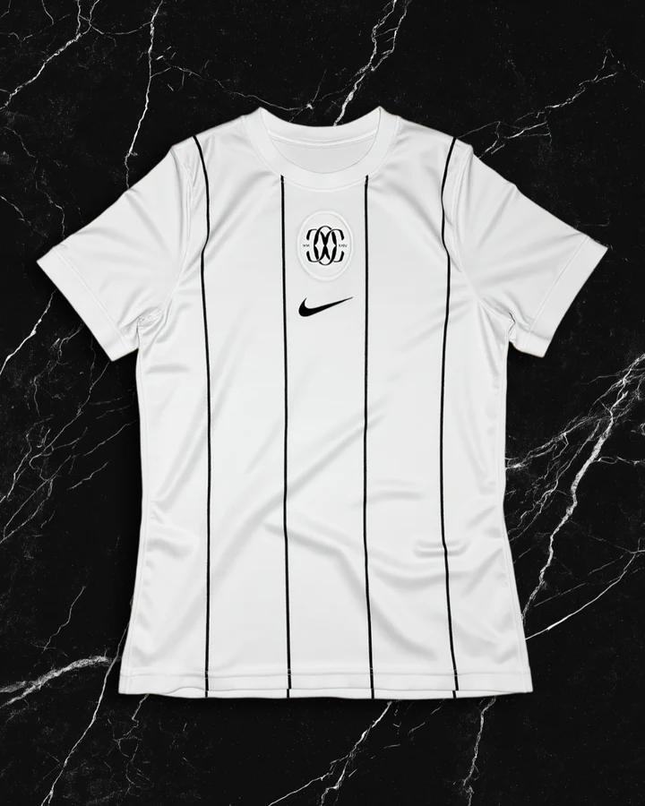 « Avec une direction artistique reconnaissable, un club peut exister dans la durée »