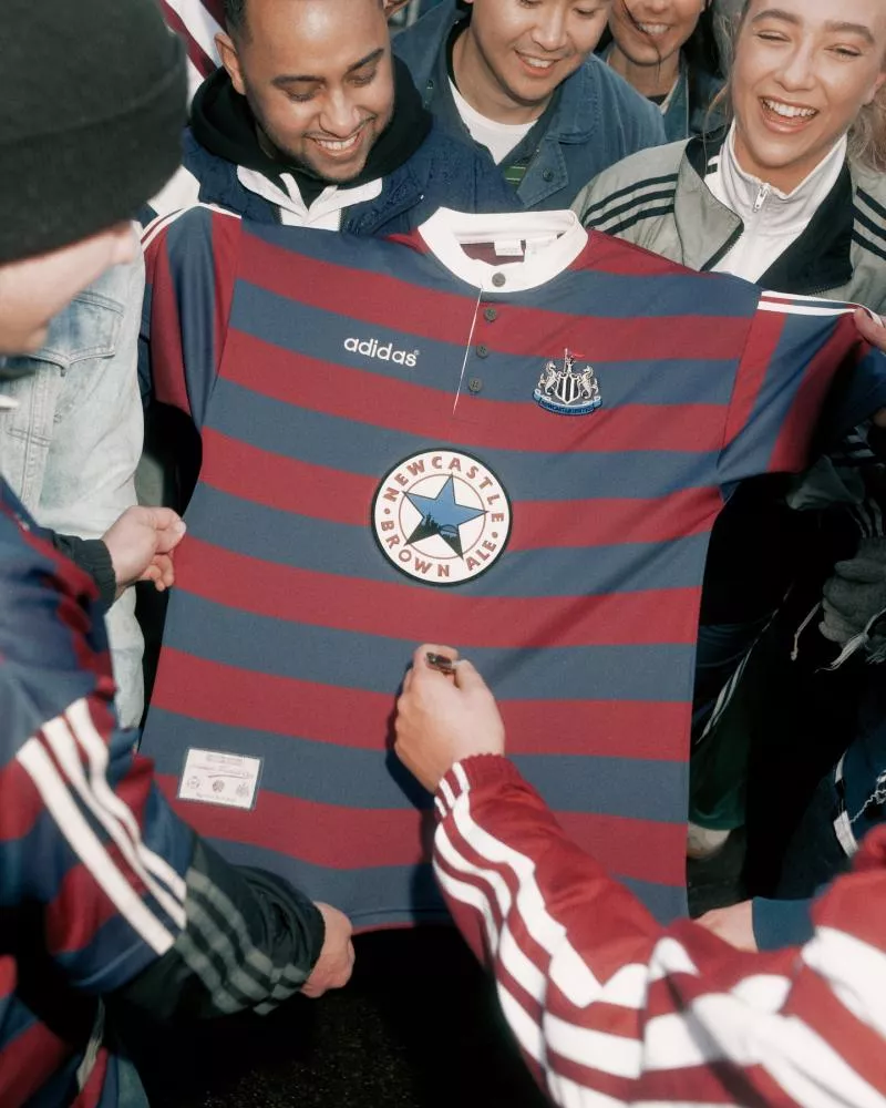 Newcastle dévoile une collection vintage tout droit sortie des années 90