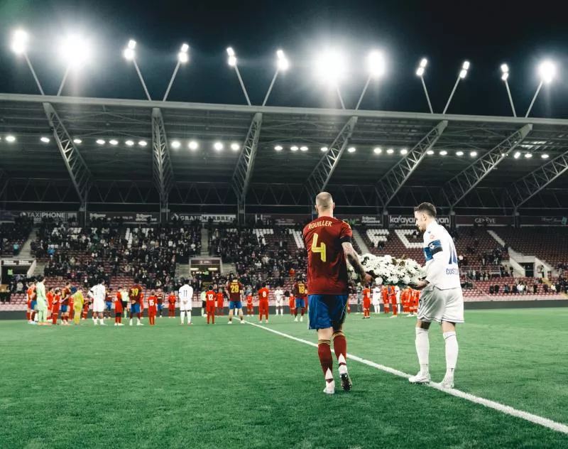 Le patch de deux clubs suisses en hommage aux victimes de Crans-Montana