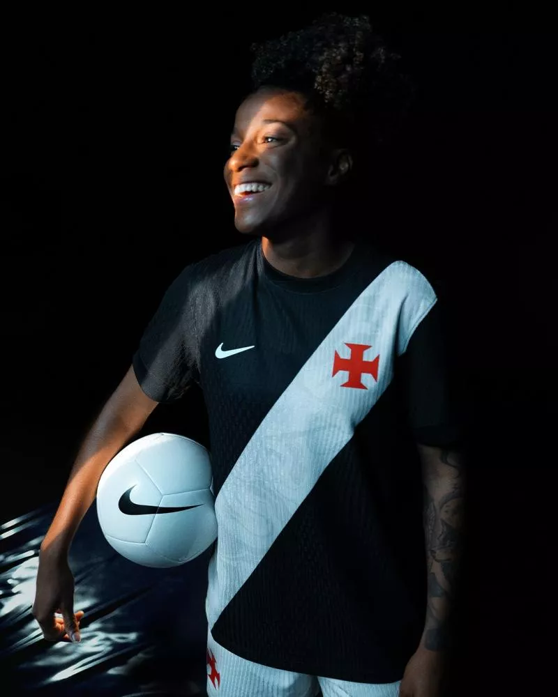 Nike débarque à Vasco da Gama et dévoile deux nouveaux maillots