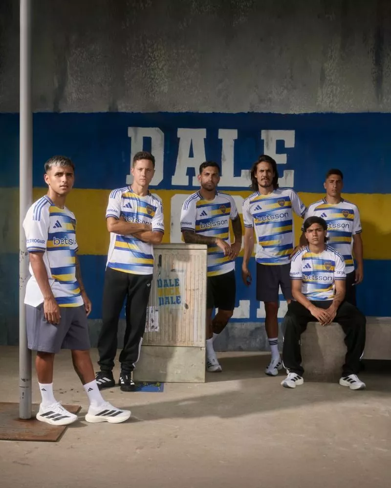 Boca Juniors et River Plate dévoilent de nouveaux maillots third