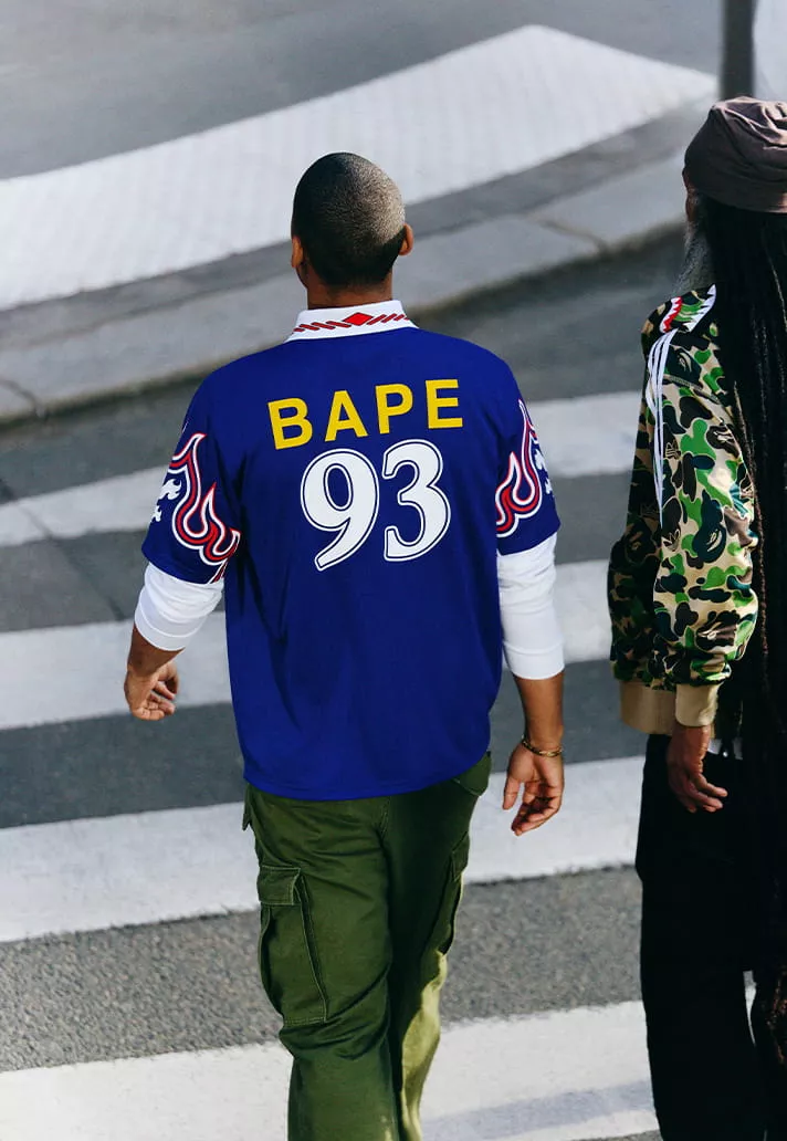 adidas Originals et BAPE revisitent deux maillots iconiques de la Coupe du monde