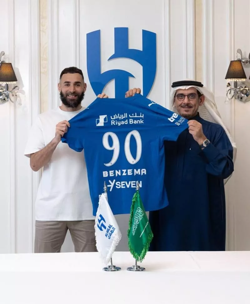 Karim Benzema récupère un numéro improbable à Al-Hilal