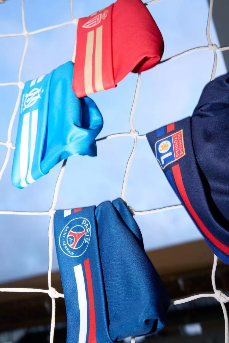 Des bonnets de clubs de L1 et L2 contre le cancer