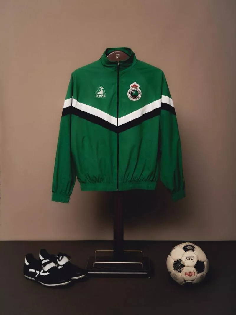 Le Racing de Santander s'offre deux magnifiques maillots anniversaire