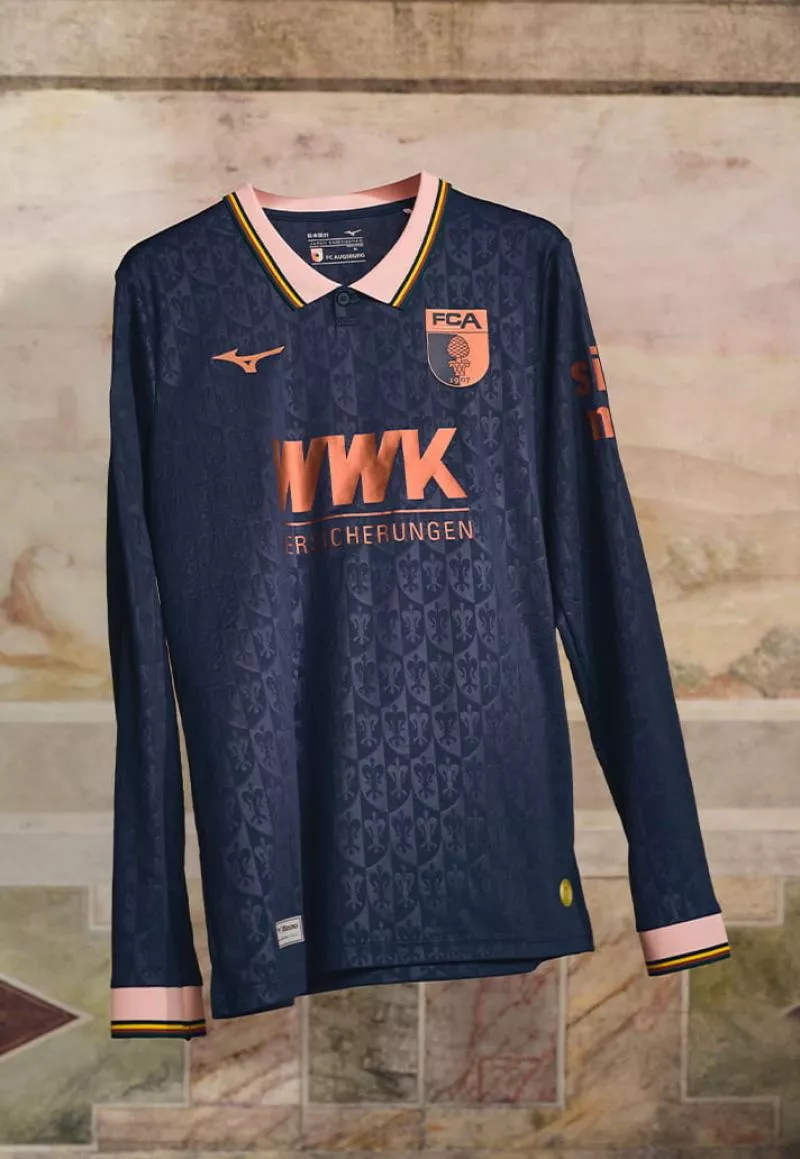 Le FC Augsbourg signe un des plus beaux maillots de cette saison avec Mizuno