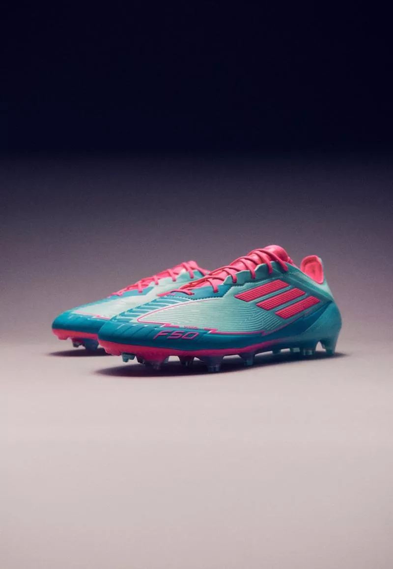 Lionel Messi reçoit une nouvelle F50 aux couleurs de Miami Beach