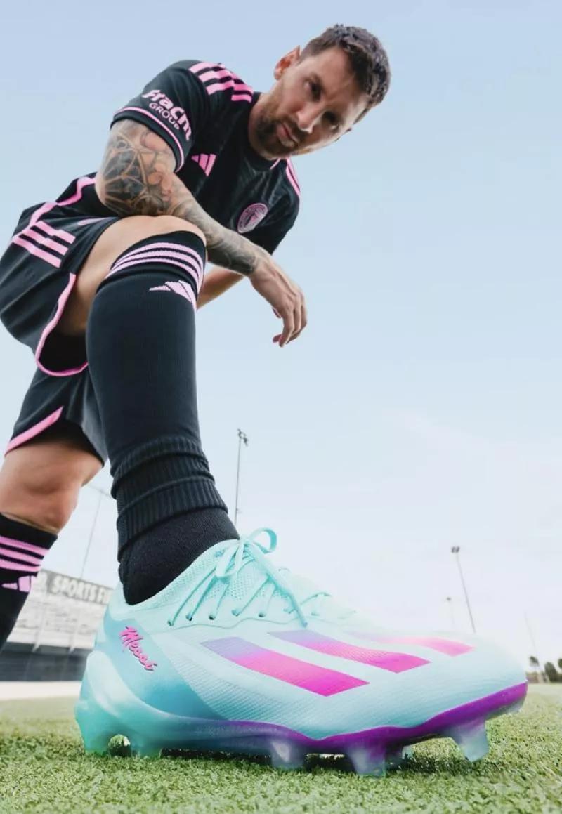 Lionel Messi reçoit une nouvelle F50 aux couleurs de Miami Beach
