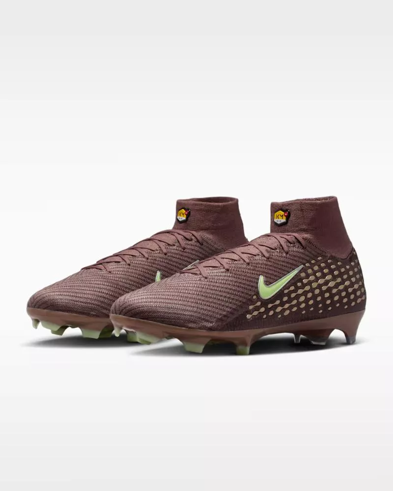 Kylian Mbappé reçoit deux nouvelles paires de la part de Nike