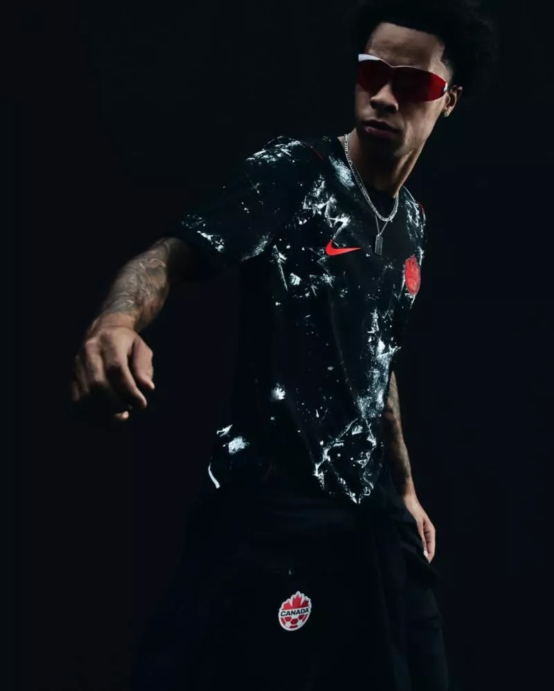 Le Canada dévoile ses nouvelles tuniques pour la Coupe du monde 2026