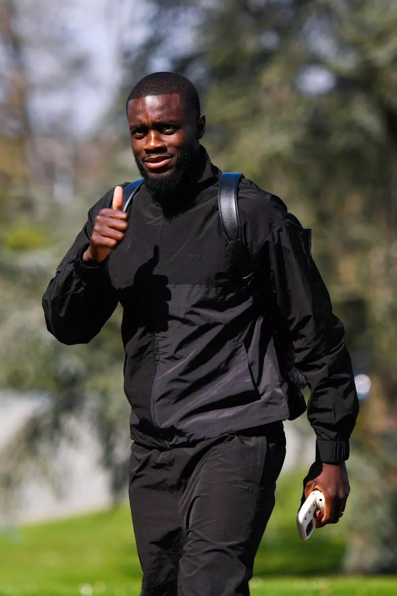 Photos : la dégaine des Bleus pour leur retour à Clairefontaine