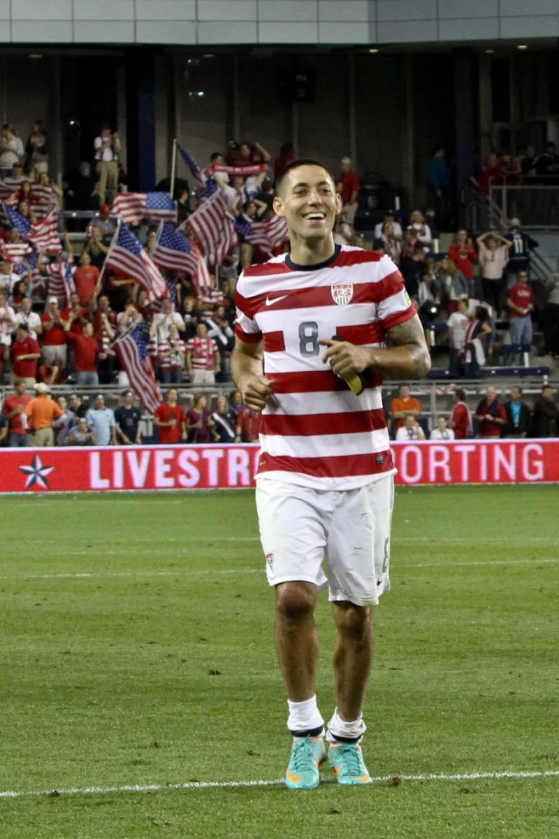 Les États-Unis présentent leurs nouveaux maillots pour la Coupe du monde 2026