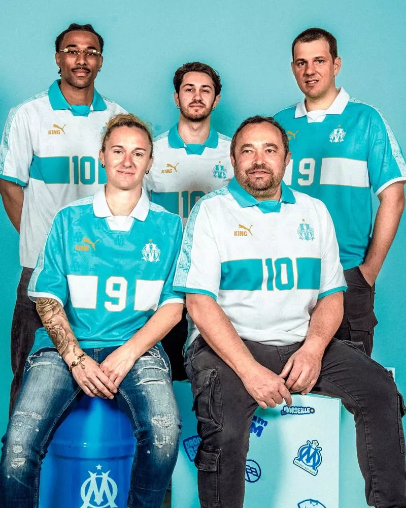L'Olympique de Marseille dévoile deux superbes maillots vintage avec PUMA King