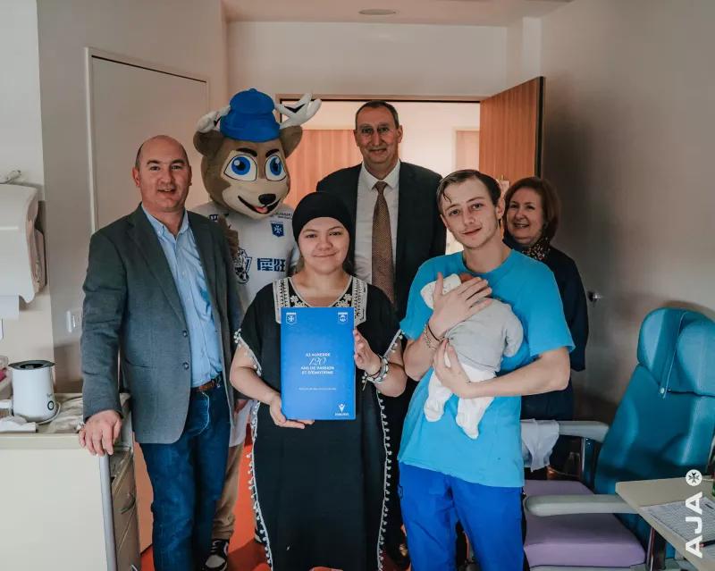 L'AJA va offrir un maillot à chaque bébé né à Auxerre