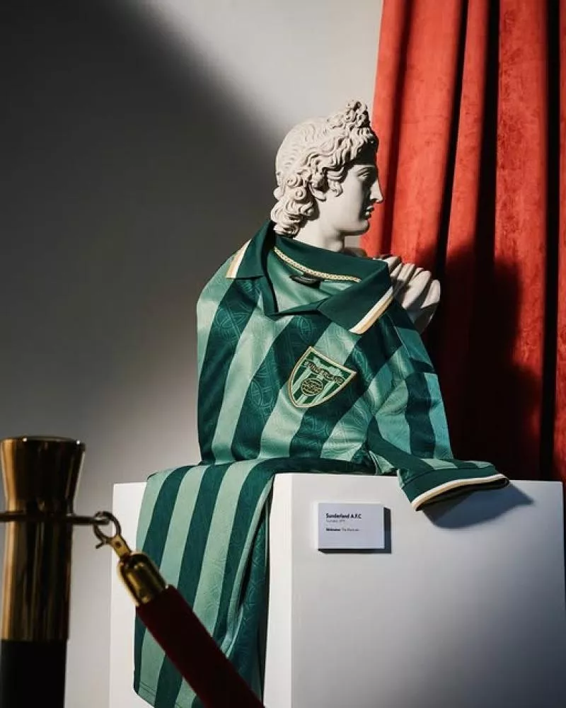 Les clubs de Premier League célèbrent la Saint-Patrick avec des maillots inédits