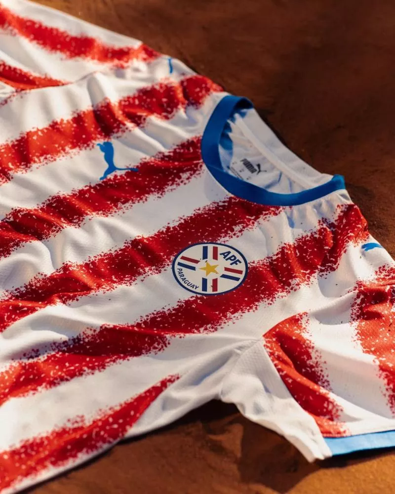 Le Paraguay dégaine son nouveau maillot pour la Coupe du monde 2026