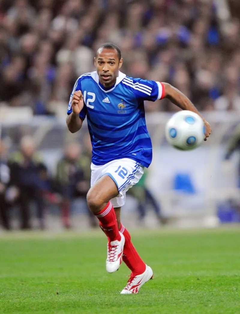 Reebok fait son grand retour sur le marché des crampons avec Dušan Vlahovic