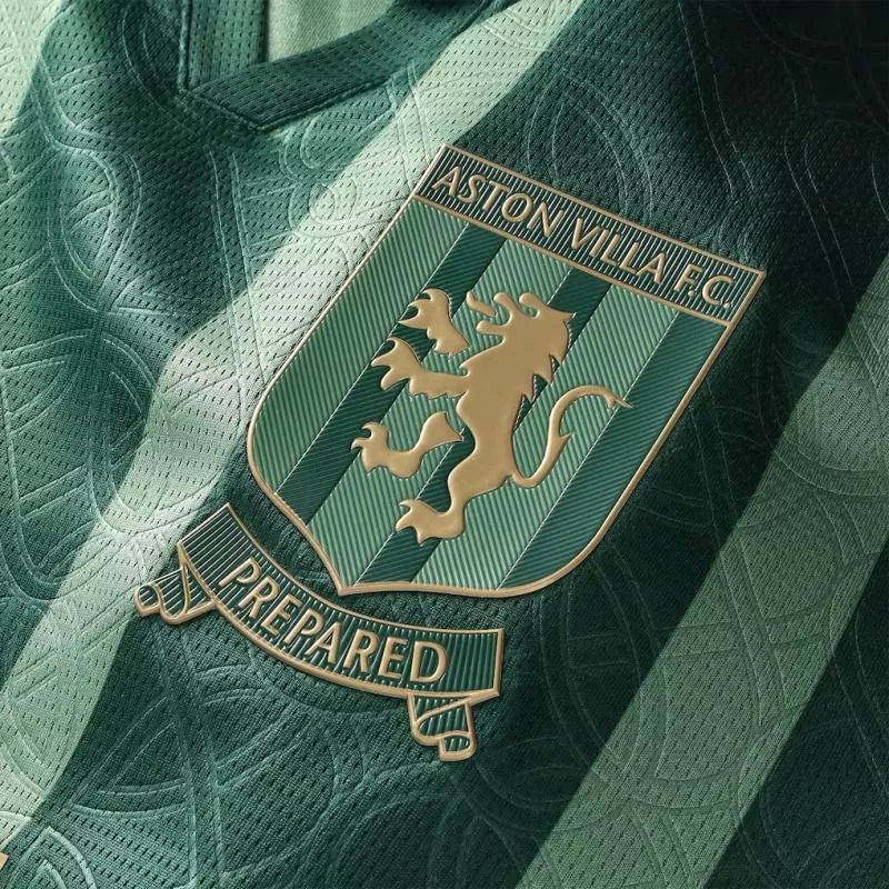 Les clubs de Premier League célèbrent la Saint-Patrick avec des maillots inédits