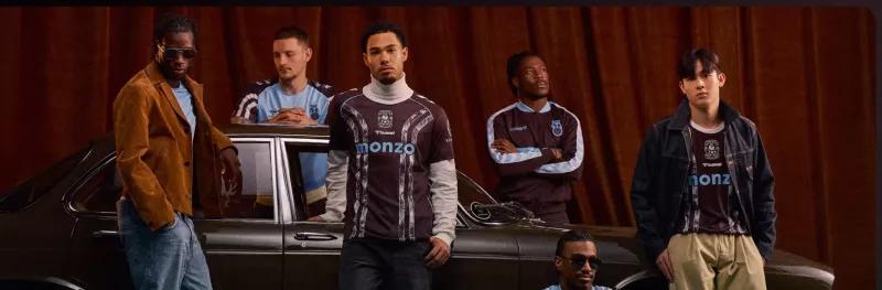 L&rsquo;un des pires maillots de l&rsquo;Histoire fait son retour en Angleterre