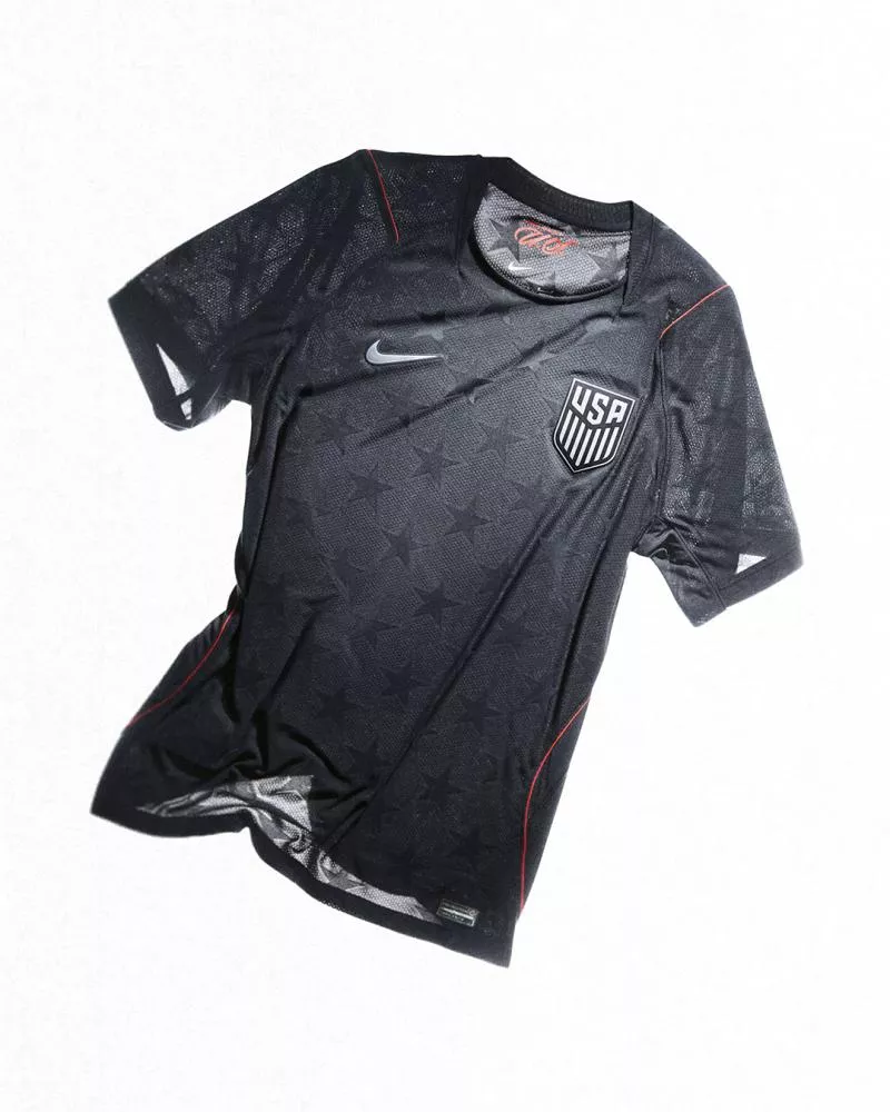 Les États-Unis présentent leurs nouveaux maillots pour la Coupe du monde 2026