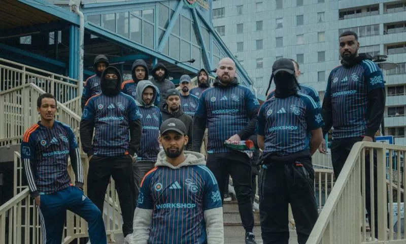 Le Solna FC régale avec son nouveau maillot domicile