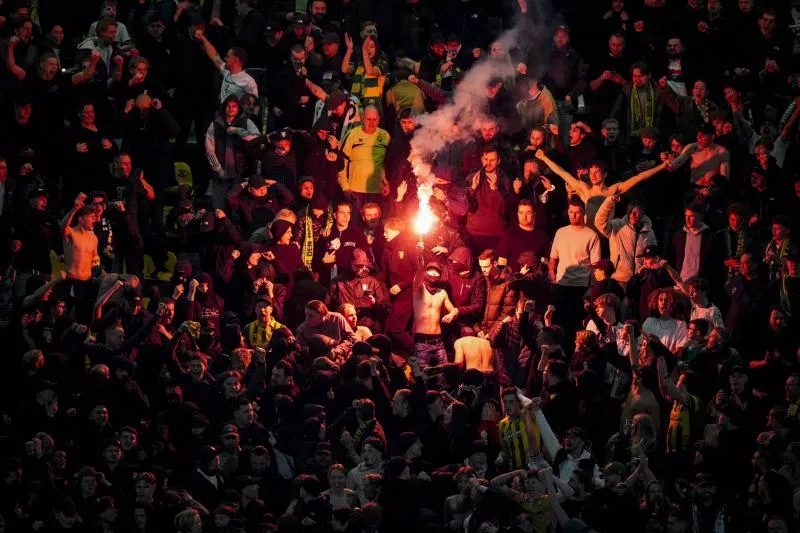 Un club néerlandais abandonne son maillot sous la pression des supporters