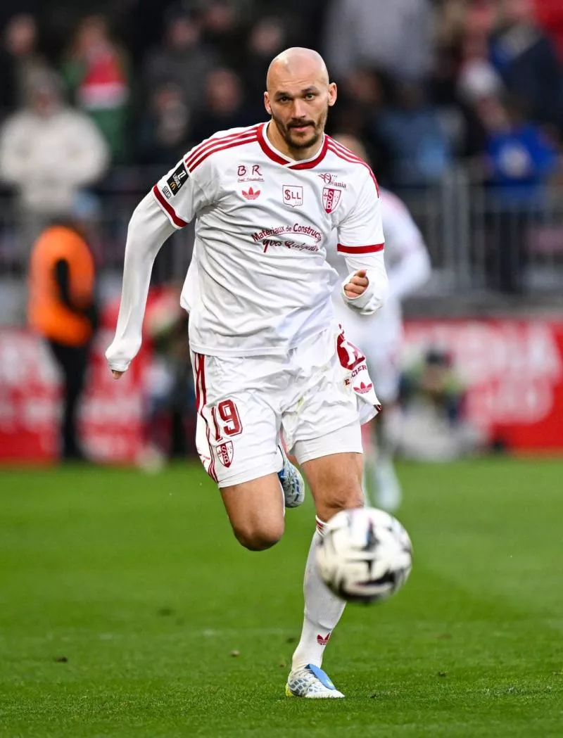 Quand les clubs bretons dégainent leur maillot anniversaire