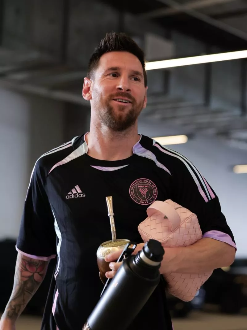 L'Inter Miami dégaine une collection sportswear avec Audi F1