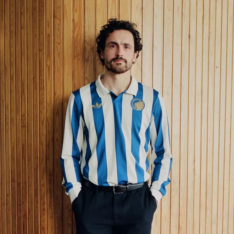Le FC Copenhague célèbre 150 ans d'histoire avec un maillot anniversaire