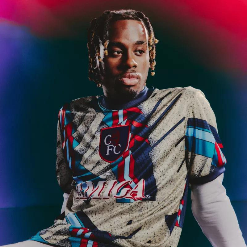 Chelsea lance une collection rétro inspirée de ses anciens maillots de gardiens