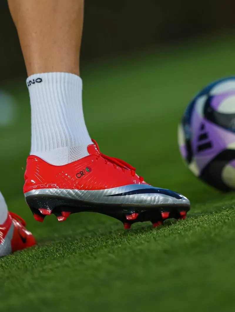 Quand Cristiano Ronaldo s’affiche avec une Mercurial de 2009 à l’entraînement