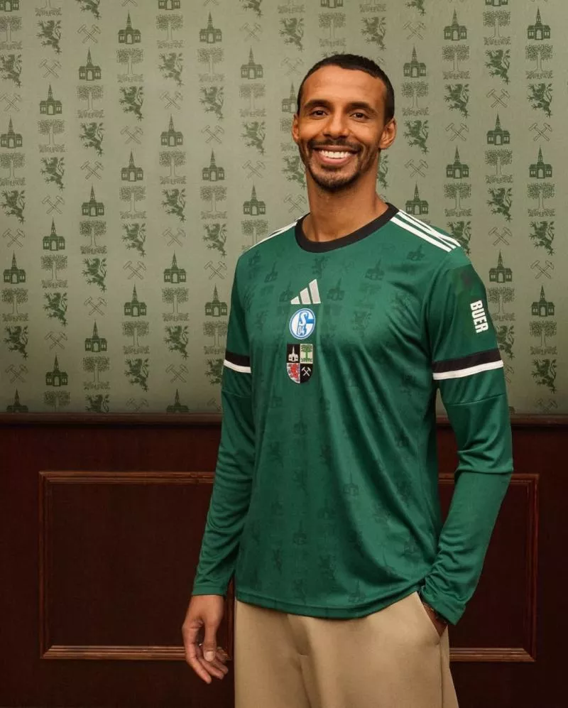 Top 10 : les meilleurs maillots anniversaire de la saison 2025-2026