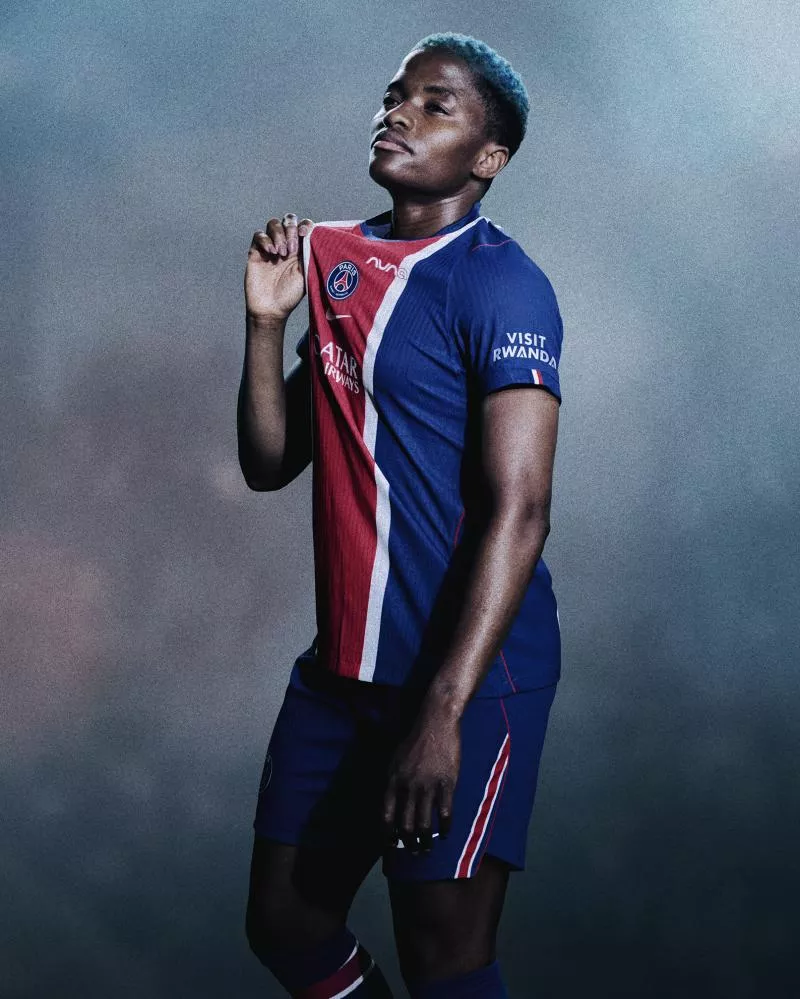 PSG : pourquoi le nouveau maillot 2026-2027 plaît déjà autant aux supporters