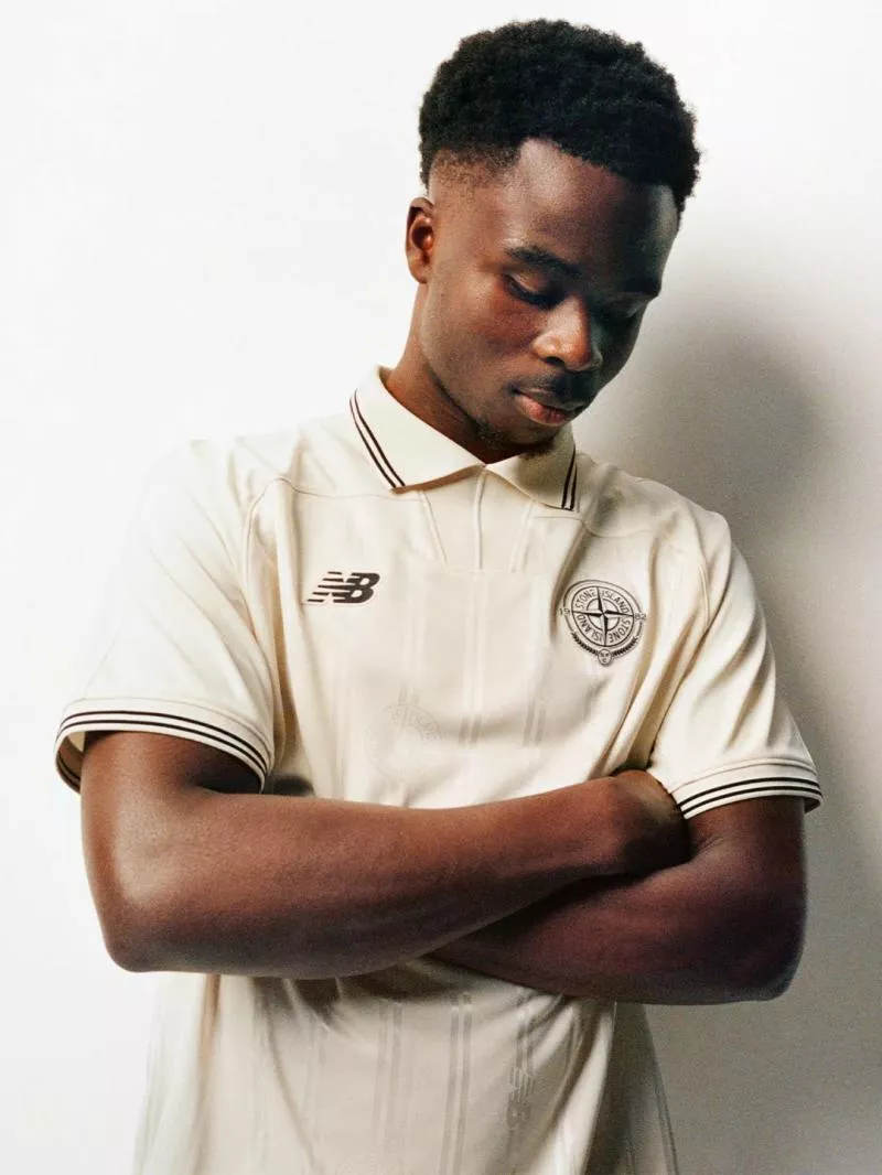 Stone Island et New Balance dévoilent une capsule en hommage à la culture foot