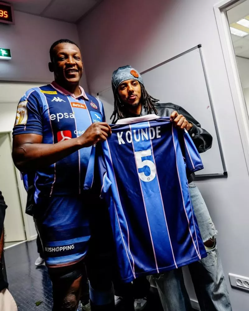 Quand Jules Koundé dégaine un maillot de l'Union Bordeaux Bègles