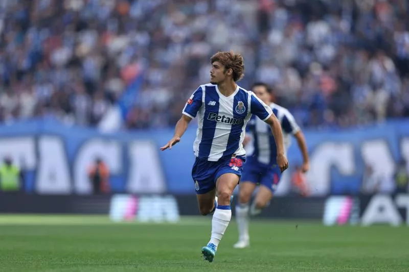 Le FC Porto dévoile son nouveau maillot domicile d’une manière originale