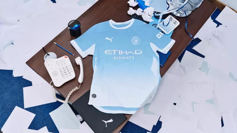 Manchester City dégaine son nouveau maillot domicile pour 2026-2027
