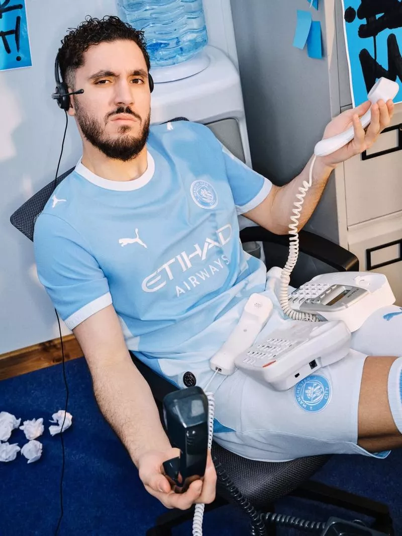 Manchester City dégaine son nouveau maillot domicile pour 2026-2027