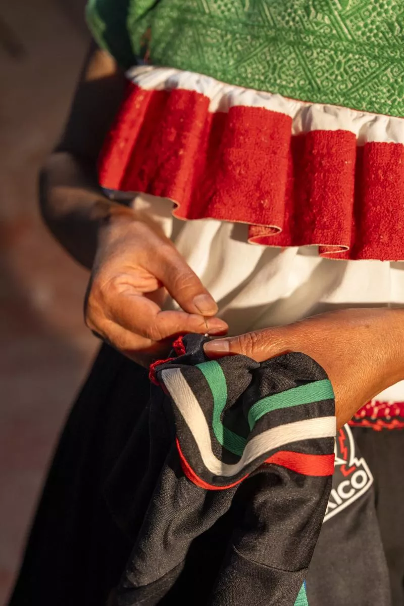 Le maillot de l'équipe nationale mexicaine brodé à la main : quand le football rencontre l'artisanat