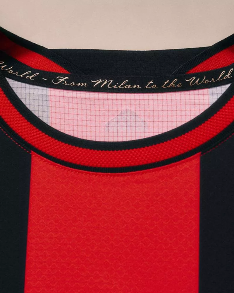 L’AC Milan revient au classique avec son nouveau maillot domicile 2026-2027