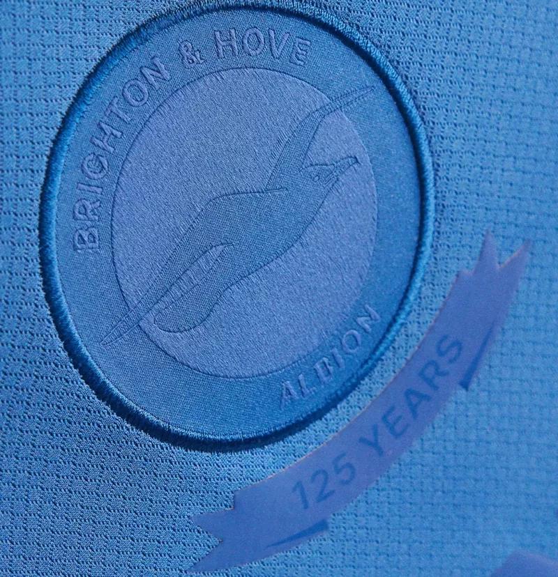 Brighton fête ses 125 ans avec un maillot anniversaire vintage