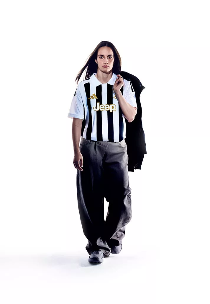 La Juventus dévoile son nouveau maillot domicile pour 2026-2027