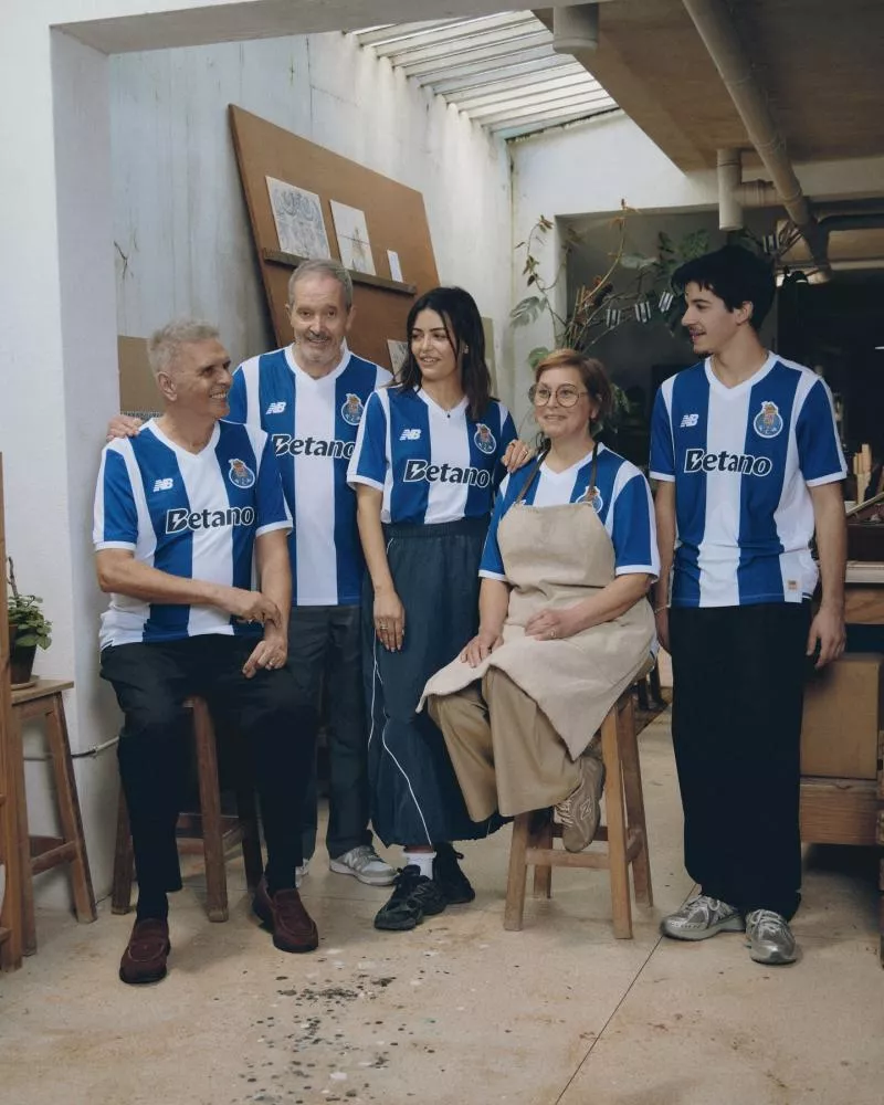 Le FC Porto dévoile son nouveau maillot domicile d’une manière originale