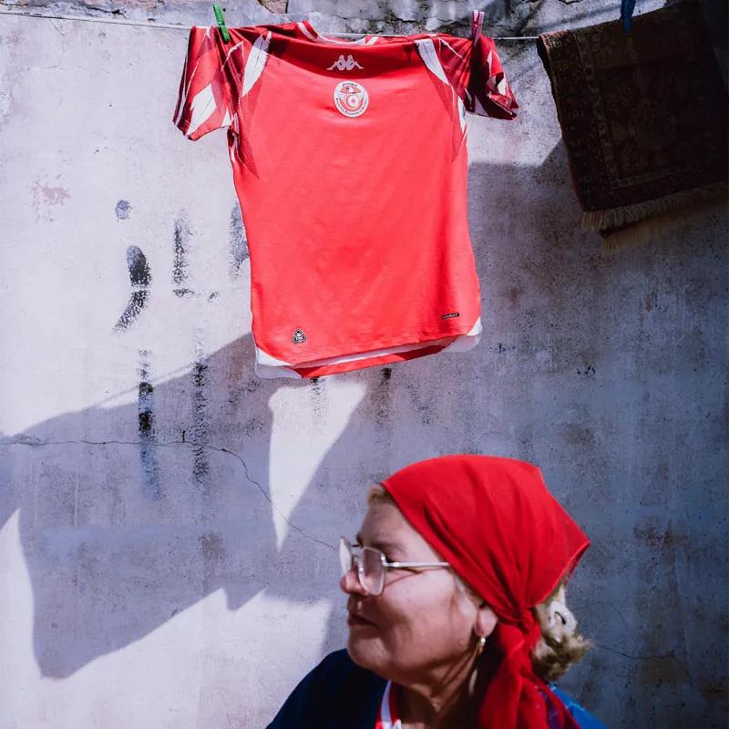 La Tunisie dévoile trois nouveaux maillots pour la Coupe du monde