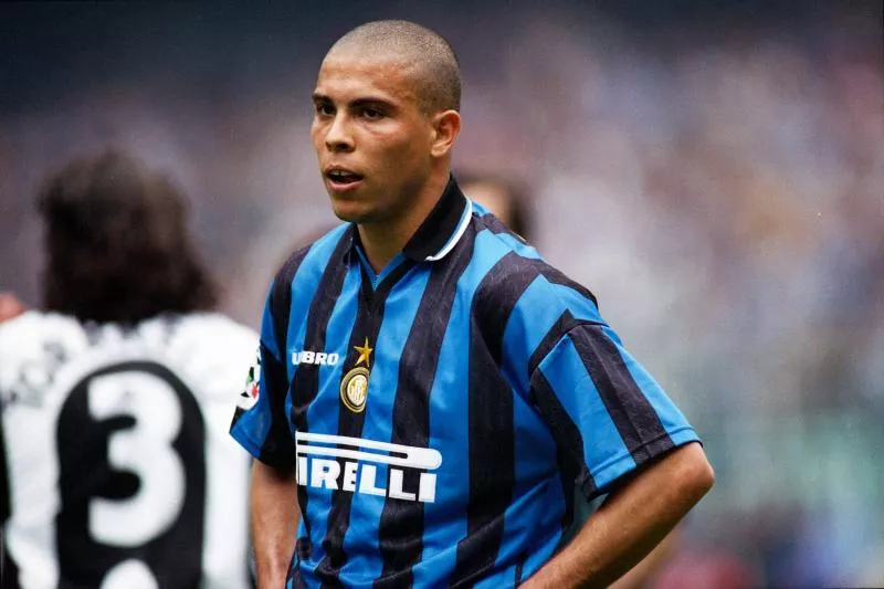 Pourquoi les maillots sont plus beaux avec des cols polo