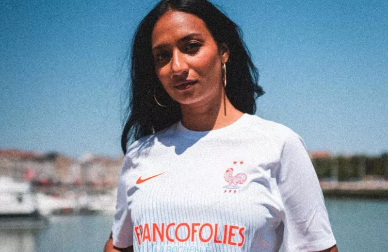 Les Francofolies sortent un maillot sublime avec la FFF